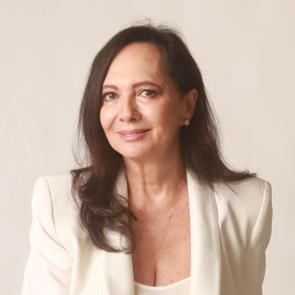 Dra. Dorli Kamkhagi